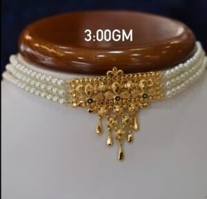 A Classic Choker, A Timeless Beauty