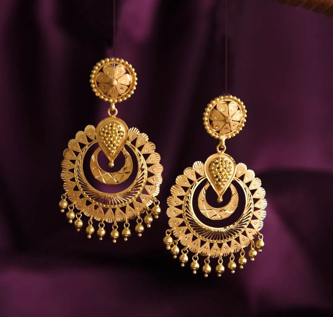 Exquisite 22K Gold Earrings