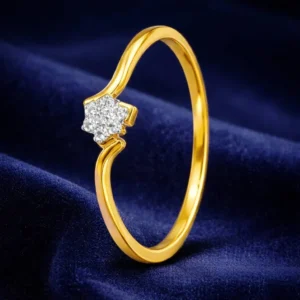Gold Floral Cluster Diamond Ring
